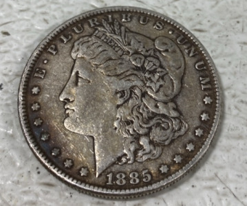 (1) 1885 90% Silver Morgan Dollar