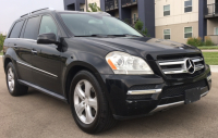 2012 MERCEDES BENZ GL 450 - AWD - 3RD ROW SEATING!