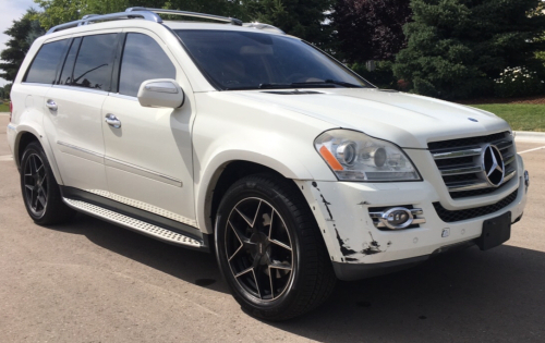 2009 MERCEDES GL - AWD - 3RD ROW SEATING!