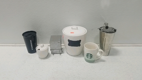 Starbucks kitchen set