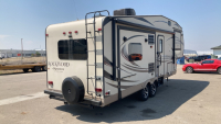 2015 FOREST RIVER ROCKWOOD FIFTH WHEEL - 57
