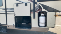 2015 FOREST RIVER ROCKWOOD FIFTH WHEEL - 60