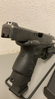 Glock 19 Gen 3 9MM w/Case - BERY609 - 11