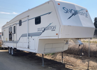 1995 NU WA SNOWBIRD CAMP TRAILER