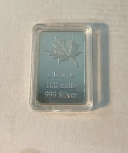 1 Troy oz Canadian Maple Leaf (100 mills, 999 Silver)