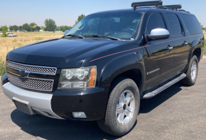 2008 CHEVROLET SUBURBAN - 4X4 - LEATHER HEATED SEATS