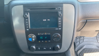 2008 CHEVROLET SUBURBAN - 4X4 - LEATHER HEATED SEATS - 24