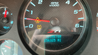2008 CHEVROLET SUBURBAN - 4X4 - LEATHER HEATED SEATS - 39