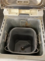 WORKING Bread Maker - 7