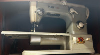 Sowing Machine With Desk - 3