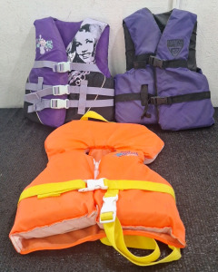 (3) Children's Life Jackets