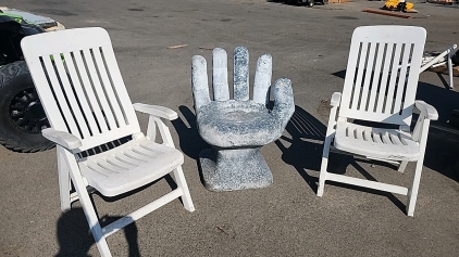 Outdoor Chairs [MB]