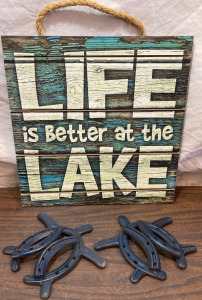 Rustic Wall Decor & Horse Shoe Turtles