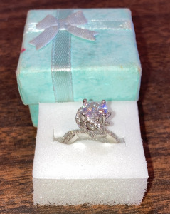 Woman&rsquo;s Ring