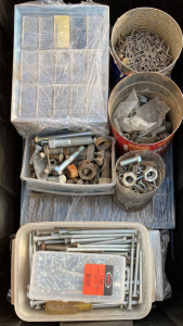 Hardware-Tote Full!