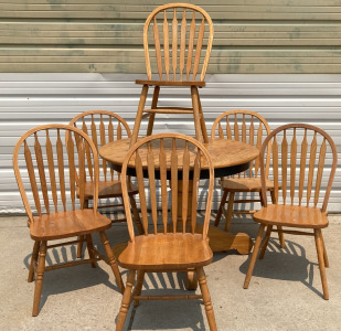 Round Wood Table & 6 Chairs