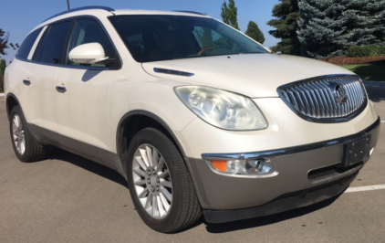 2011 BUICK ENCLAVE - AWD - 3RD ROW SEATING!