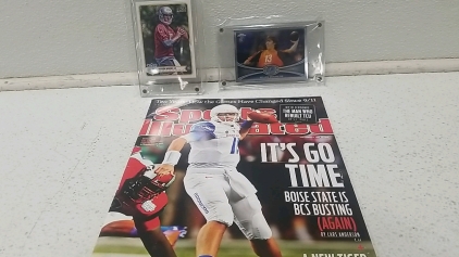 (2) Kellen Moore Football Cards