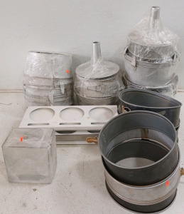 (1) Baking Spring Form Pans (1) Angel Food Cake Baking Pans (5) Marine Cup holder