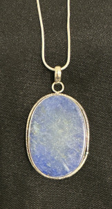 (1) Oval Natural Lapis Lazuli Gemstone .925 Sterling Silver Necklace