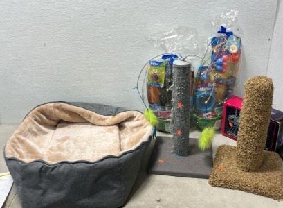 (2) Filled Easter Baskets (1) Dog Bed (2) small Post cat Scratcher (1) Futaba Magnum Digital Proportional R/C System