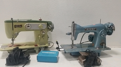 Old Vintage Sewing Machines