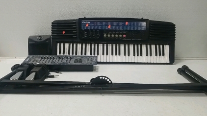 Casio CT-647 Piano w/ stand and pedals, DMX operator II, Small Holmes Heater