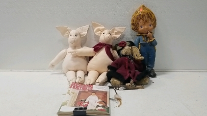 (2) Antique stuffed Pigs, and Rabbit, Looking back Magizines, Wallmounted decor.