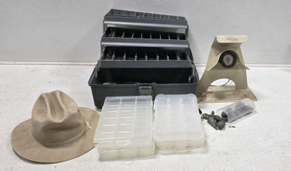Feather Flesher & Tacklebox