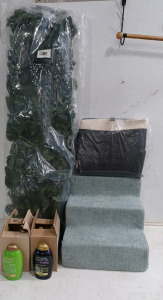 (1) Double Face of the Trellis 15"x48" (1) Doggy Soft Foam Stepup (1) Blowup Pet Bed (1) 4-Pack Blonde Enhance Purple Toning Shampoo (1) 4-Pack Refreshing Scalp + Teatree Mint Conditioner