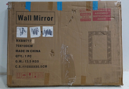 (1) Wall Mirror