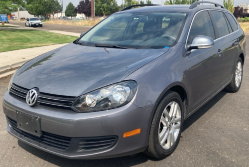 2012 VOLKSWAGEN JETTA - DIESEL!