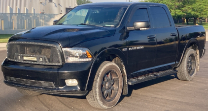 2012 DODGE RAM 1500 - 4X4!