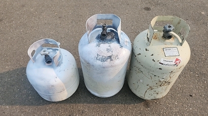 (3) Propane Tank, Large