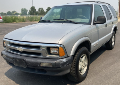 1996 CHEVROLET BLAZER - AFTERMARKET STEREO