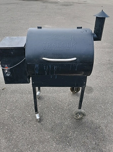 Traeger Wood Pellet Grill