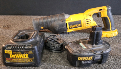 (1) Dewalt 18V Charger, Battery & Reciprocating Saw