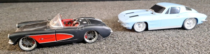 (1) MAISTO 1957 CHEVY CORVETTE, 1/24 DIECAST MODEL CAR, BLACK & (1) MAISTO 1963 1/24 MODEL CAR BLUE