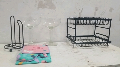 (2) Glass Chalices, Papertowel Holder, Dish Rack, Oven mitts