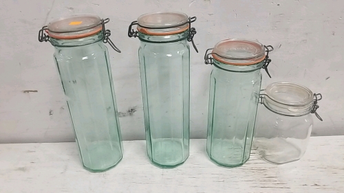 (4) Glass Sealing Jars