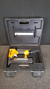 (1) BOSTITCH 18 GUAGE BRAD NAILER, MODEL BT200, W/CASE