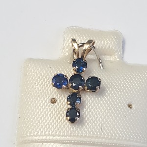 $300 10K Blue Sapphire(0.6ct) Pendant