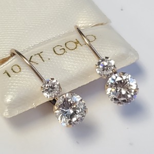 $150 10K Cz Earrings