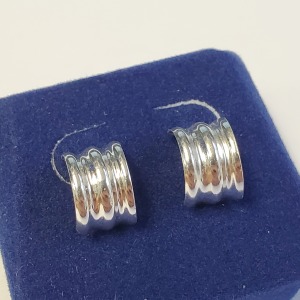 $39 Silver 18" Small Curb Necklace