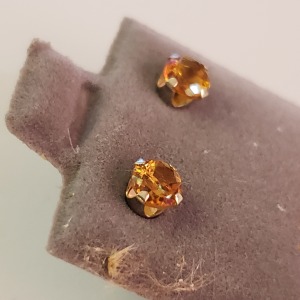 $200 14K Citrine(0.6ct) Earrings