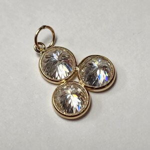 $1000 10K Moissanite Diamond Alternate(2.2ct) Pendant