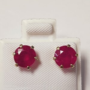 $965 10K Ruby(3.1ct) Earrings