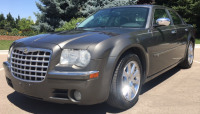 2009 CHRYSLER 300C - CLEAN - HEMI! - 2