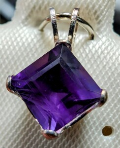 $100 Silver Amethyst 6Mm Pendant