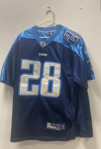 (1) Vintage Size 48 Reebok Chris Johnson Titans Jersey NFL Offical